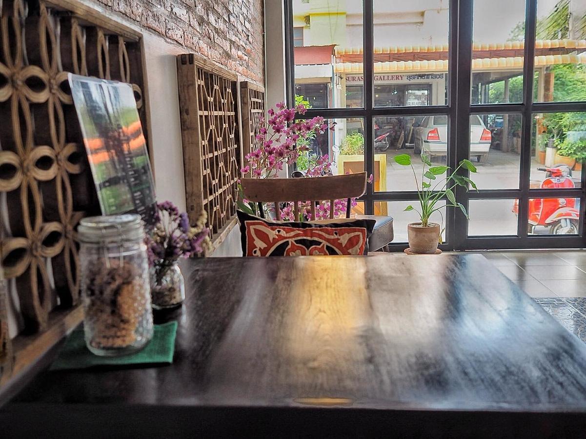 Готель Hp House Cafe' Чіангмай Екстер'єр фото